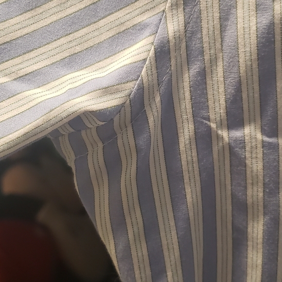 Croft&Barrow button down shirt 👕 - Picture 5 of 9